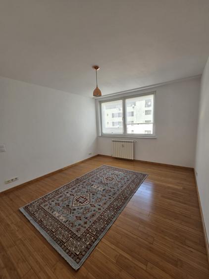 Apartament luminos si spatios, in zona Dorobanti, pretabil birou/rezidenta