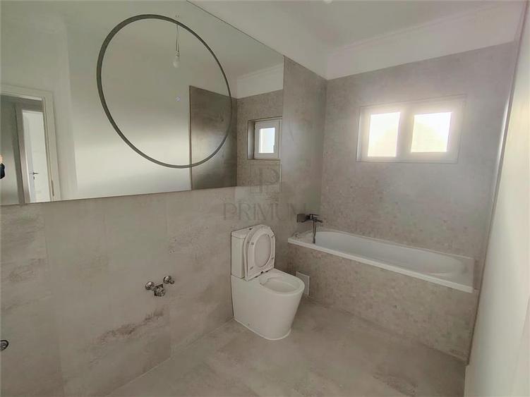 Duplex pe plan - acces facil - zona in plina dezvoltare
