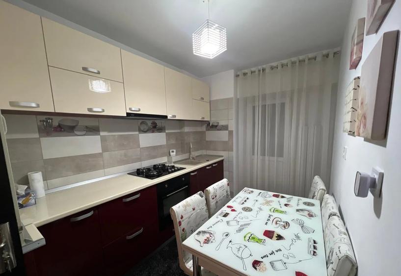 Apartament cu 2 camere, DECOMANDAT, zona Pacurari