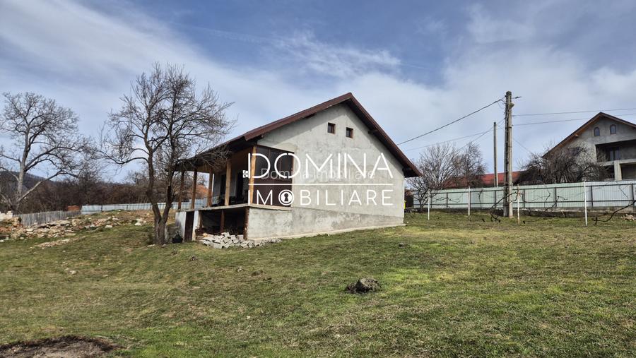 Vânzare casă construcție nouă, situată în comuna Baia de Fier - 3