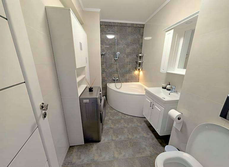 Apartament modern cu 2 camere și vedere spectaculoasă la Marea Neagră