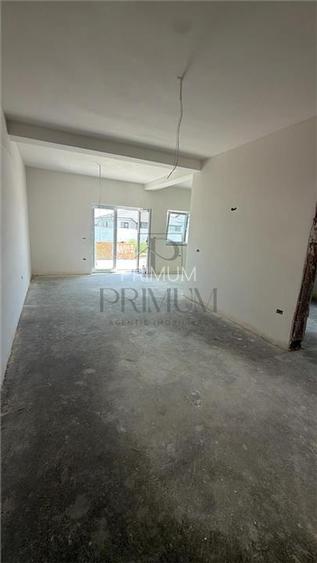 Duplex pe plan - 2 bai - toate utilitatile - 4
