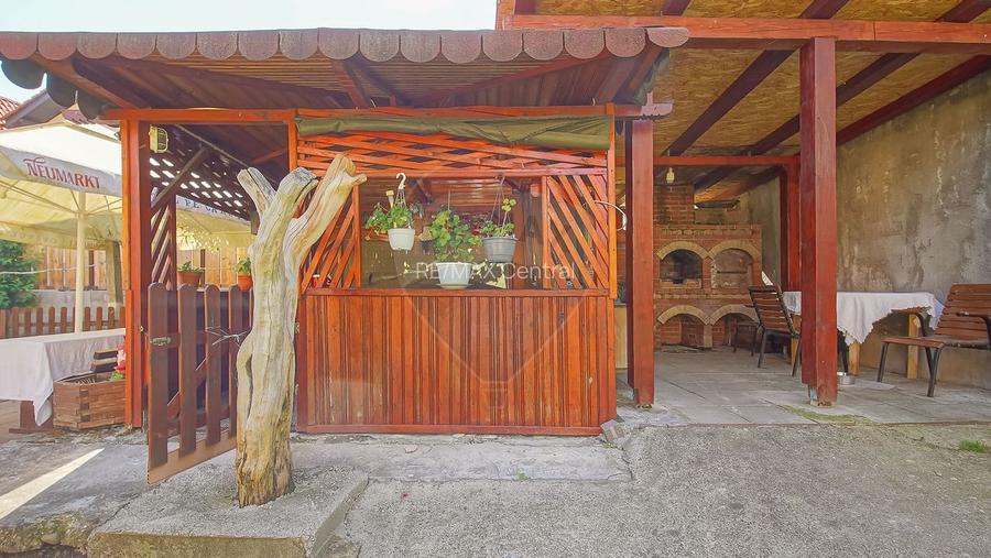 Proprietate rară în centrul Râșnovului, cu spațiu comercial - 34