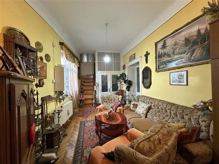Bocsa Montana, Casa Solida + Gradina, Strada Principala