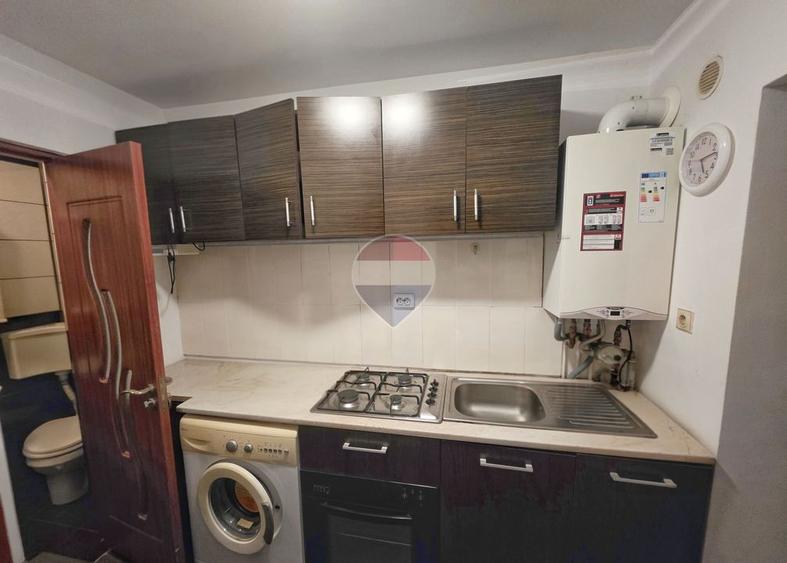 Apartament 1 camera, gaz, gradina si magazie, zona Fabric