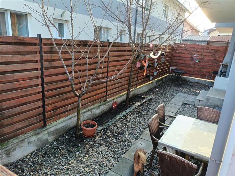 Apartament 3 camere curte 44 mp zona Arhitectilor