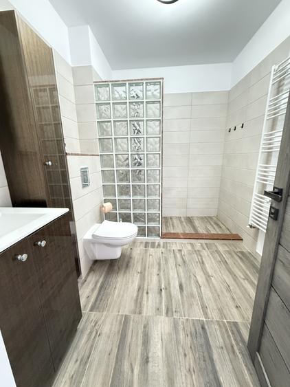 Apartament 2 camere la cheie , Eroilor .
