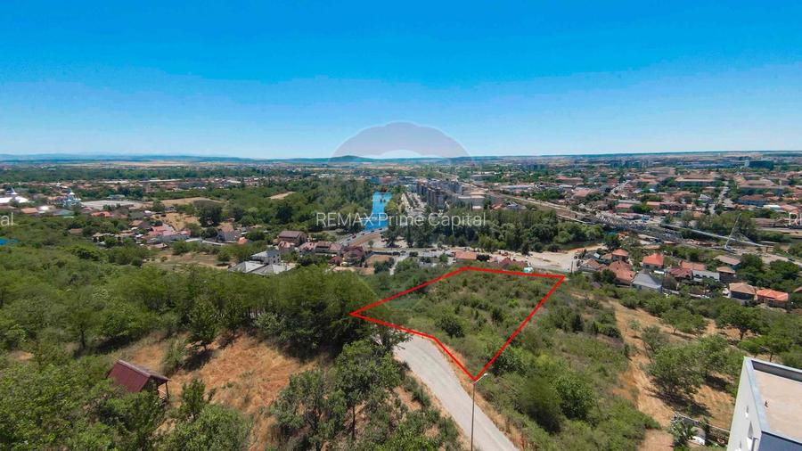 De vânzare Teren în Oradea, cu panoramă, 4506 mp, zona Dealuri - 3