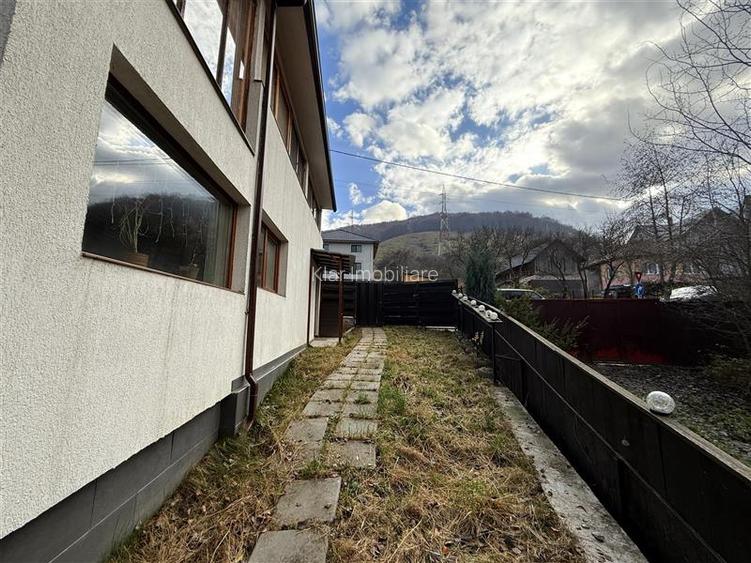 Casa de vacanta cu panorama  spre lac - 7