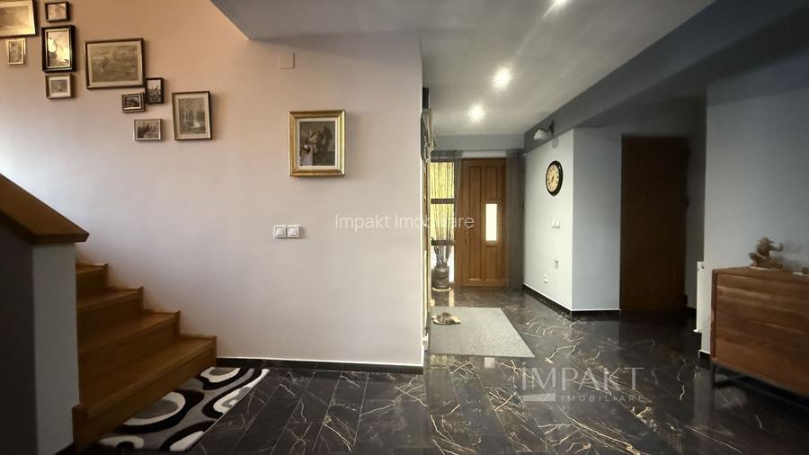 Vila deosebita cu 5 camere pe o strada privata in Borhanci - 7