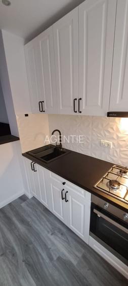 Dristor metrou in fata blocului - 10