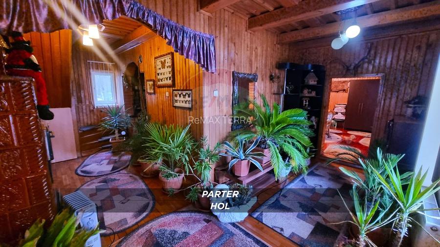 Casă / Vilă cu 10 camere de vânzare în SIGHETUL MARMATIEI zona Central - 31