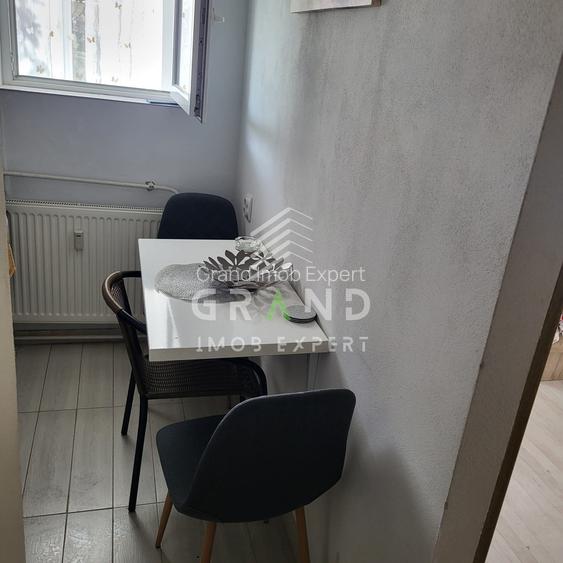 Garsonieră 30 mp | decomandată | modernă | balcon închis | P-ța Cipariu - 11