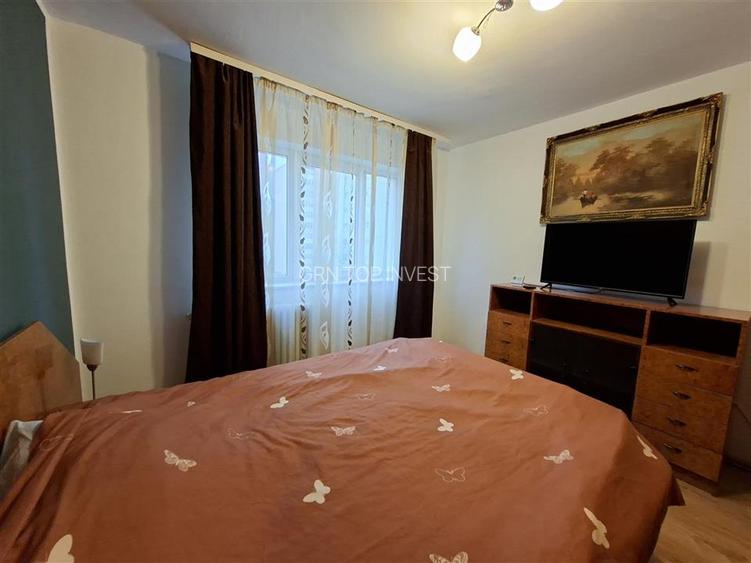 Apartament modern 3 camere balcon zona Semaforului - 13