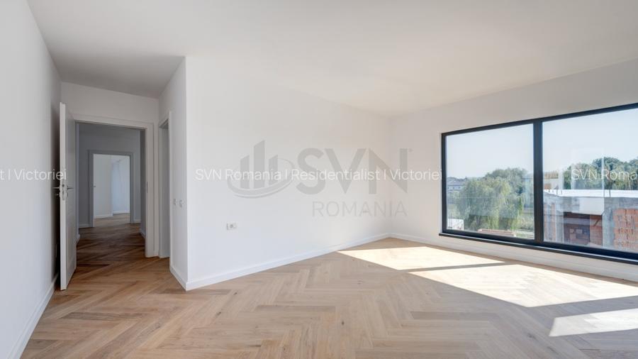 REV2004358 Casa in complex nou Corbeanca vedere lac - 9