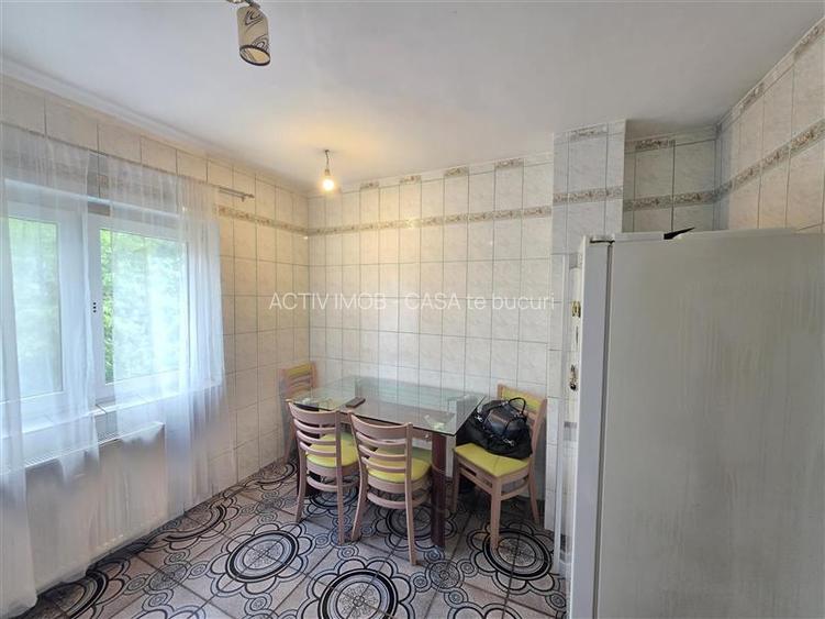 2 camere - Str. Motoc - Sebastian - 13 Septembrie - 8