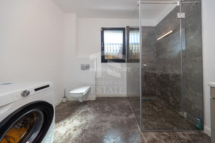 Sanpetru ,Subcetate-Casa 4 camere,3 bai+480 mp teren - 40