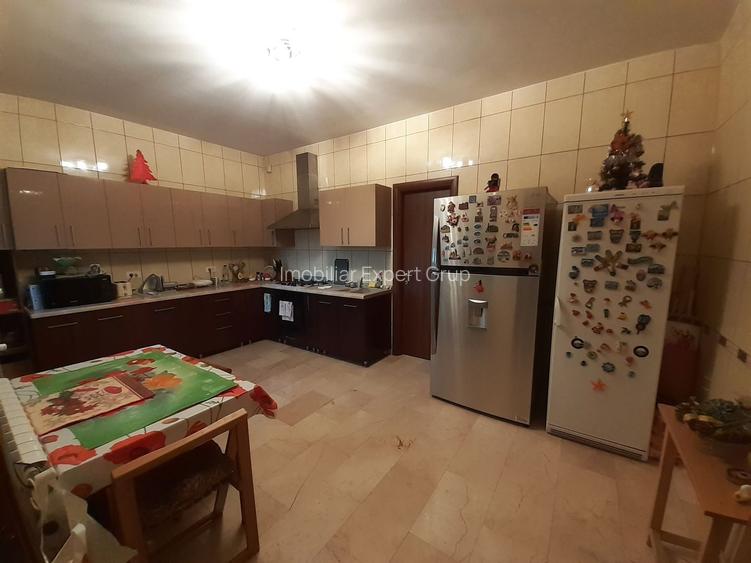 Saftica Ilfov Vila 257mp, 6 camere, Curte Teren 1227 mp, nou 2015 - 31