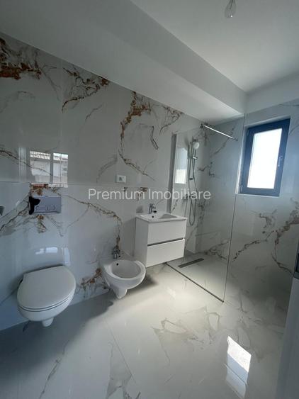 Casa individuala, parter, 4 camere+ parcare,+ curte proprie 380 mp, - 11