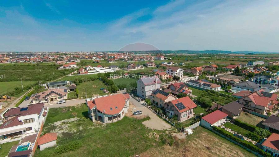 Vilă la roșu, 240 mp utili, Sânmartin, arhitectură unică, teren 726 mp - 7