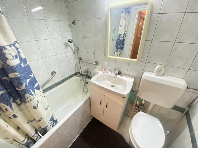 3 Camere- Etaj 2/4- Bloc anvelopat- Bulevardul  Constantin Brancoveanu - 9