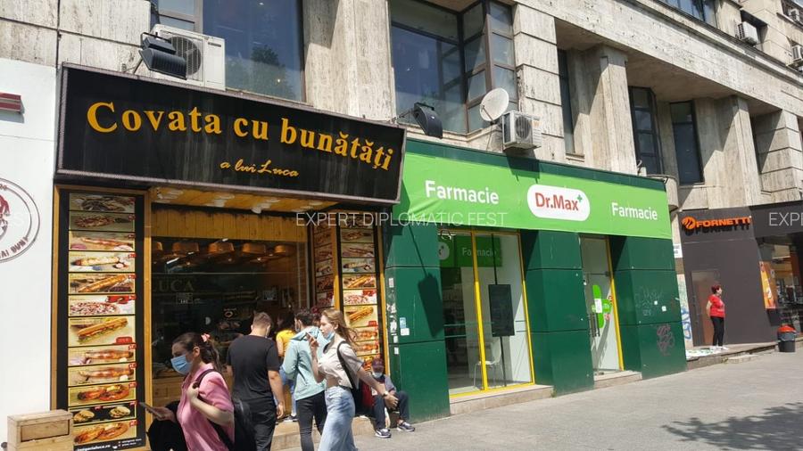 Piata Unirii-Metrou - 130 mp - 4800 euro/ luna - 3