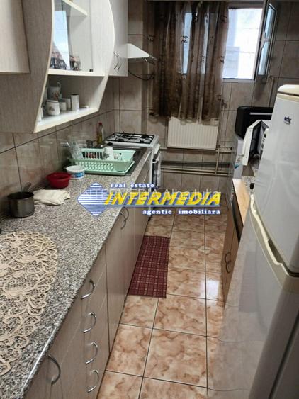 Casa de vanzare cu 4 camere in Cetate S+P+E zona Schit cu teren aferent 800 mp - 10