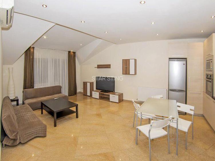 Margeanului,etaj 3,bloc 2008,centrala proprie,renovat,mobilat,curte interioara. - 2