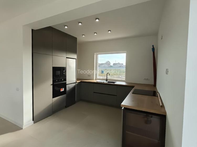 Casa finisata, cartier Beverly Hills, aproape de Oradea si de Baile Felix. - 9