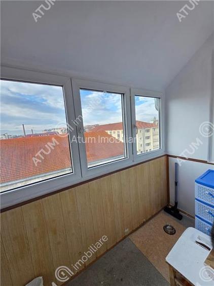 Apartament cu 3 camere decomandate 2 balcoane zona Terezian Sibiu - 10