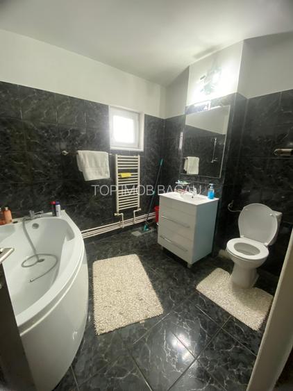 3 DECOMANDATE etajul 3, mobilat si utilat, toate imbunatatirile, PTTR - 7