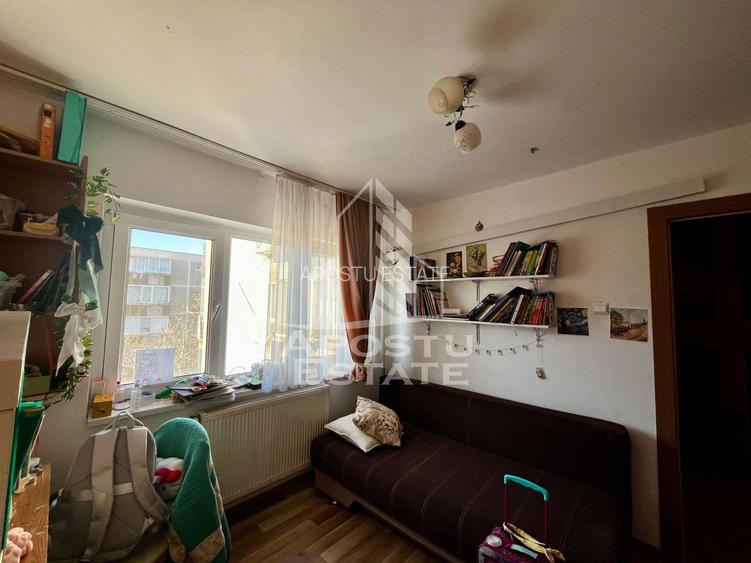 Apartament 3 camere, etaj 3, centrala proprie, zona Lipovei - 5