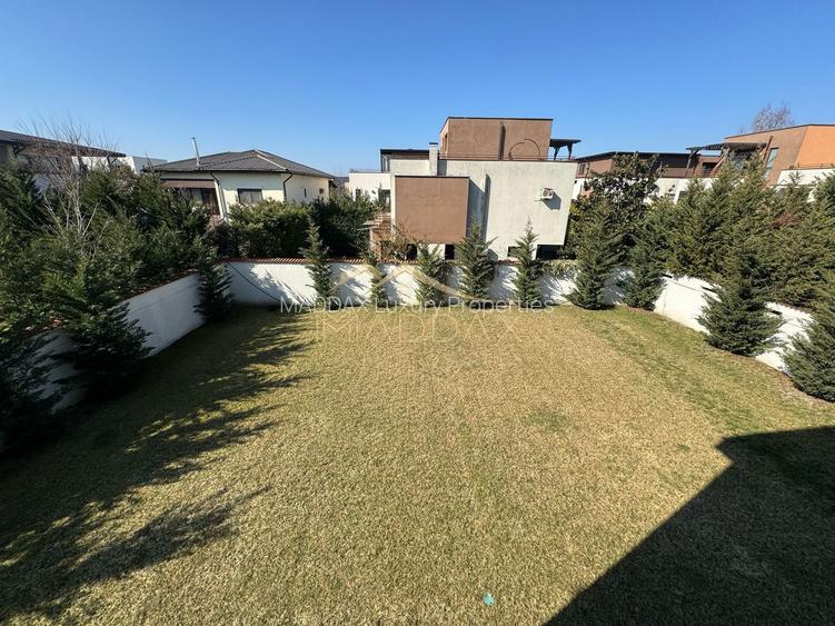 Vilă impresionantă *teren 1000mp // Erou Iancu Nicolae - 60