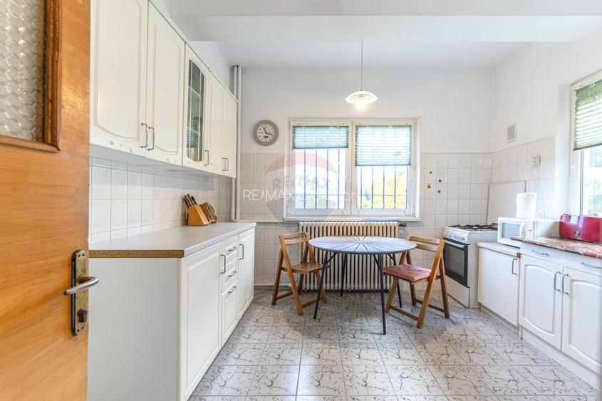 Poiana Mărului | 7 camere | Perfectă pentru pensiune / retreat (view!) - 11