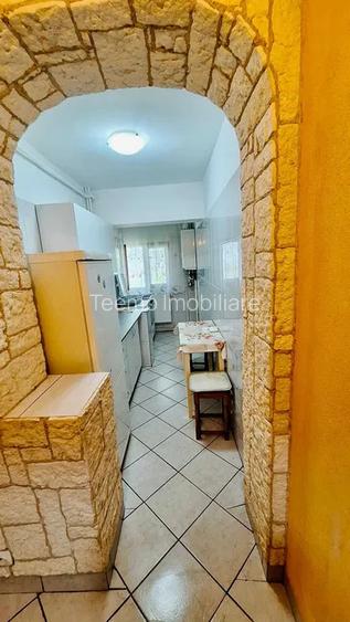Garsoniera, decomandata, 34 mp, centrala proprie, metrou Jiului aproape - 4
