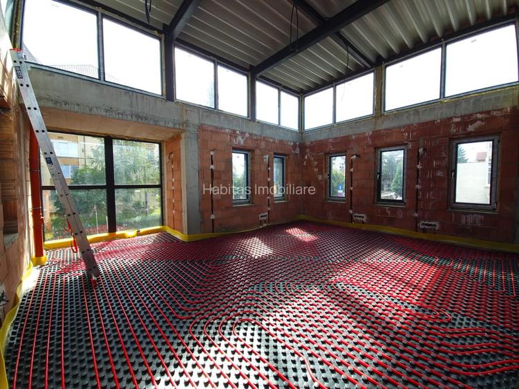 Cladire ideala pentru birouri, clinica, gradinita, 338mp,  6 parcari - 3