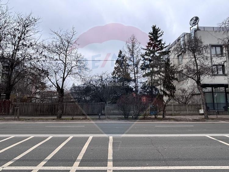 Teren pe Strada Jiului pentru dezvoltare rezidentiala/comerciala - 2