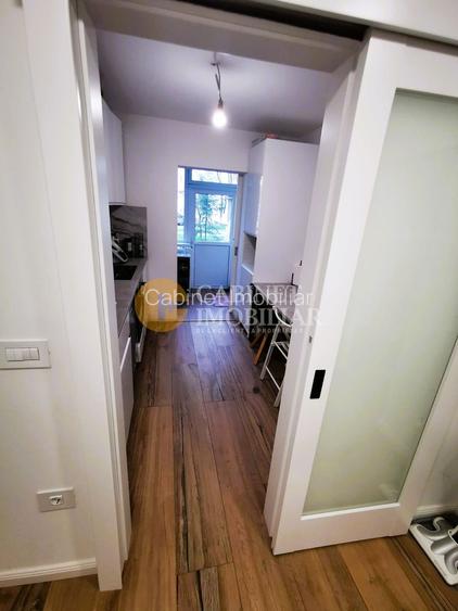 4 camere decomandat, renovat complet – Nicolina 1, prima statie - 7