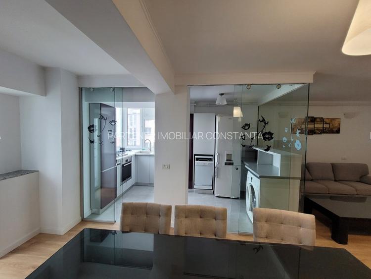 3CAMERE- FALEZA NORD- CU VEDERE LA MARE - 14