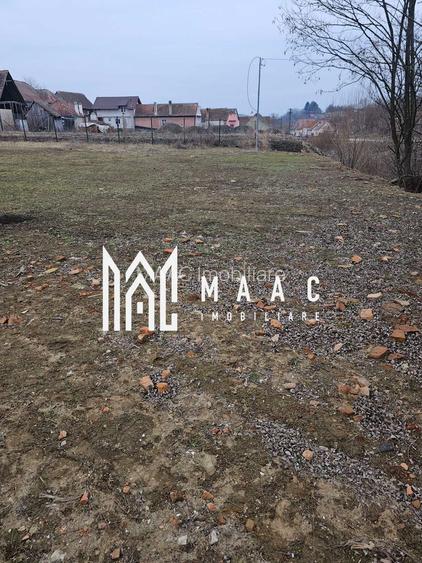 Teren de vânzare în Hamba | 1.740 mp | cu utilități și ieșire la râu - 3