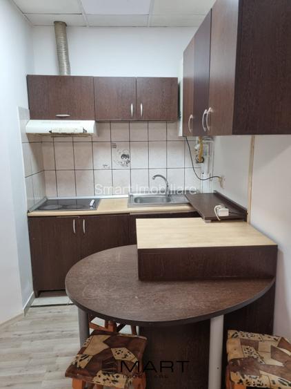 Garsoniera mobilata si utilata zona Broscarie - 4