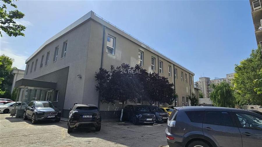 Birouri de inchiriat in cladirea Tati Center 2 - Parter 297,25 mp - 12