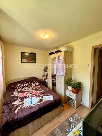 Apartament 3 camere, decomandat Inel 1,  zona Eden 89.000  € - 10