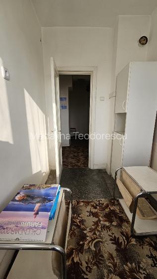 Apartament 2 cam de vânzare, ultra-central, Piața Victoriei 7, direct proprietar - 9