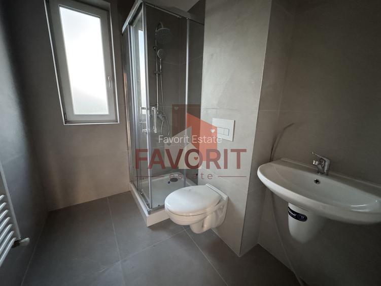 Etaj intermedar.  Decomandat. Cu 2 bai - 10