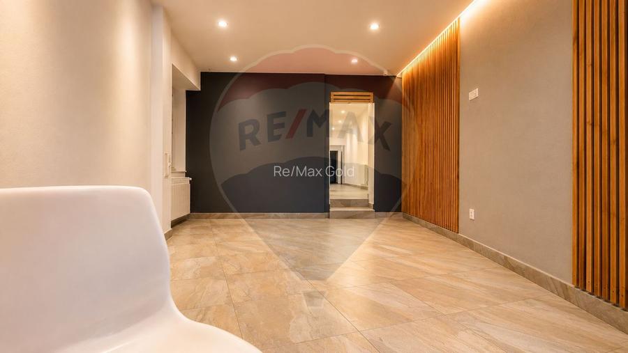 SPAȚIU COMERCIAL STRADAL 108 MP UTILI | ZONĂ CENTRALĂ | VITRINĂ 2.34M - 2