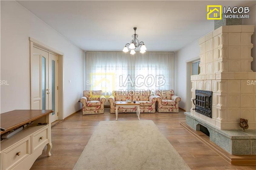 Casa, anexe, 3762 mp teren, 25000 mp padure, Comanesti, jud. Bacau - 22