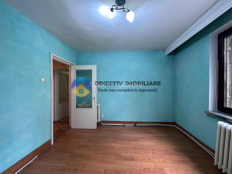 Apartament de vanzare 3 camere- pretabil pentru spatiu comercial - 2