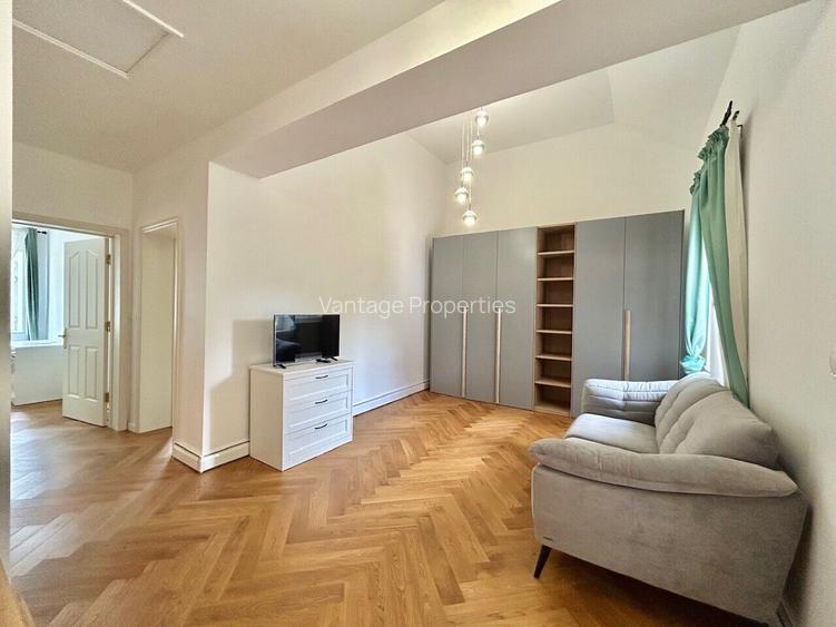 Modern villa |  residential complex | security | Iancu Nicolae - 11