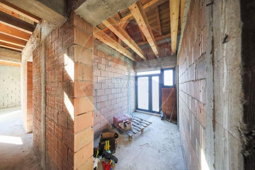 Casa cu potential de investitie, constructie noua la rosu - 19